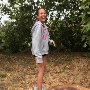 Meet your Posher, Isabela